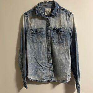 American Eagle denim shirt